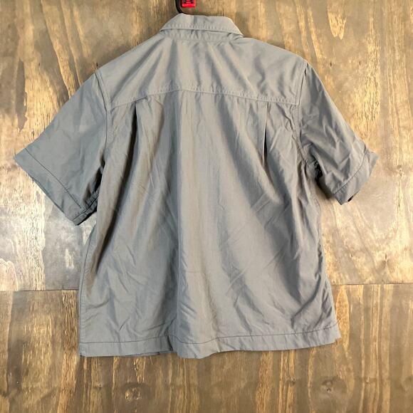 L.L. Bean Mens Shirt Brown Short Sleeve Button Up Chest Pockets 100% Nylon M - Picture 9 of 11